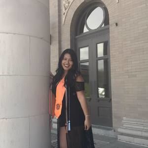 Meet your Posher, Clarissa